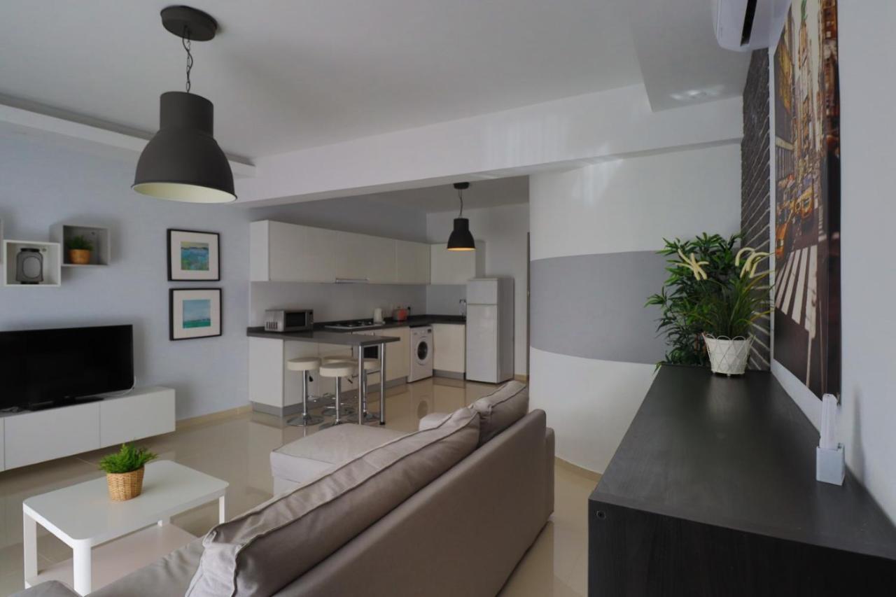 Caesar Beach Villas And Apartments Gastria Екстер'єр фото