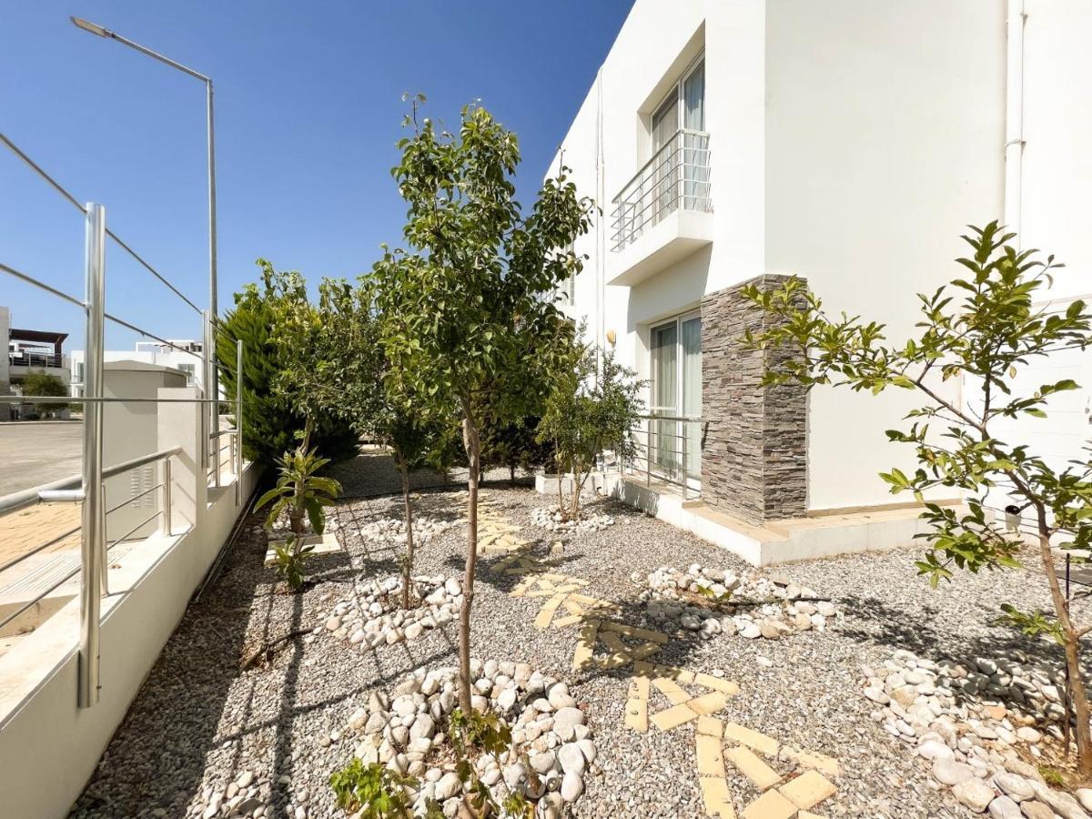 Caesar Beach Villas And Apartments Gastria Екстер'єр фото