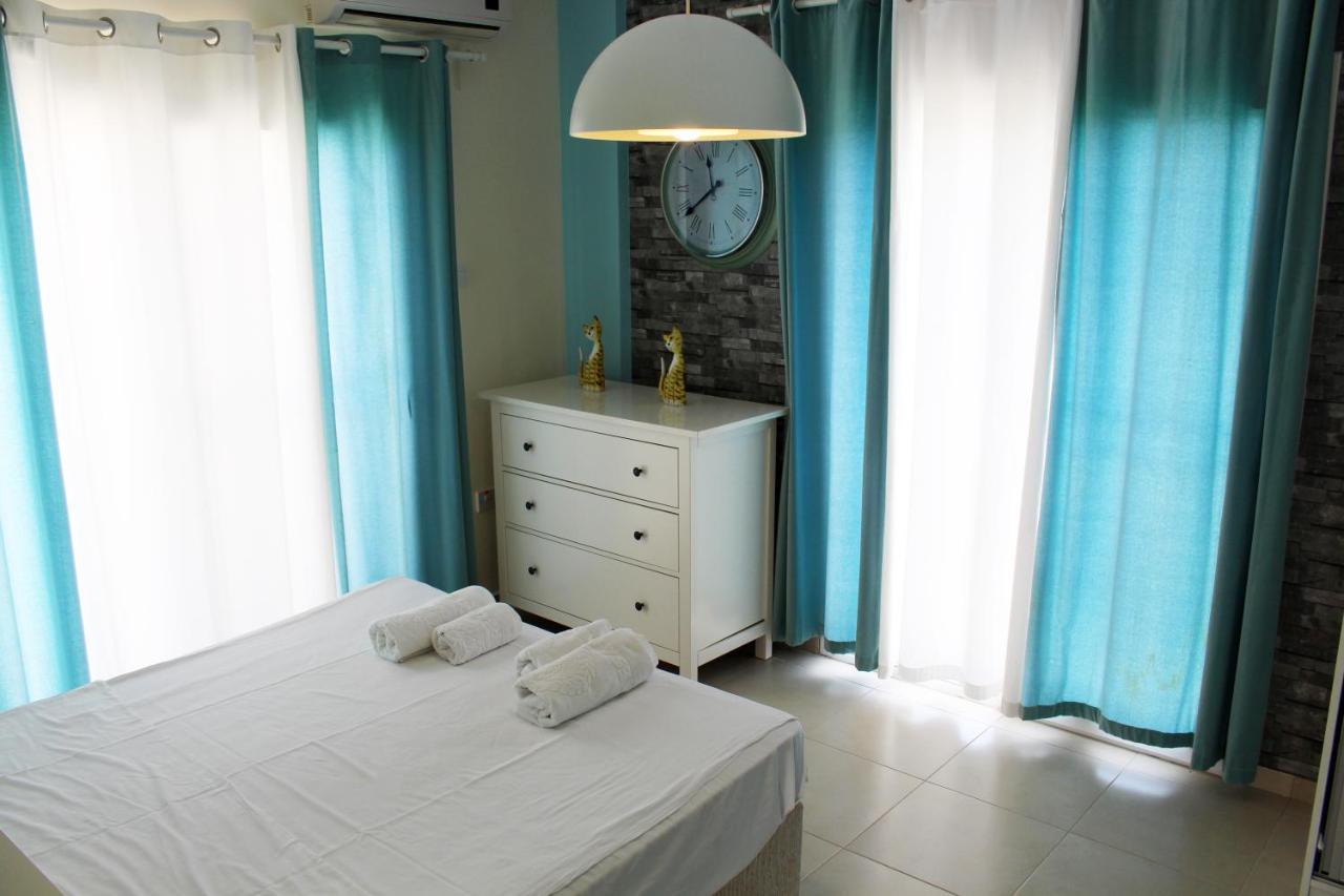 Caesar Beach Villas And Apartments Gastria Екстер'єр фото