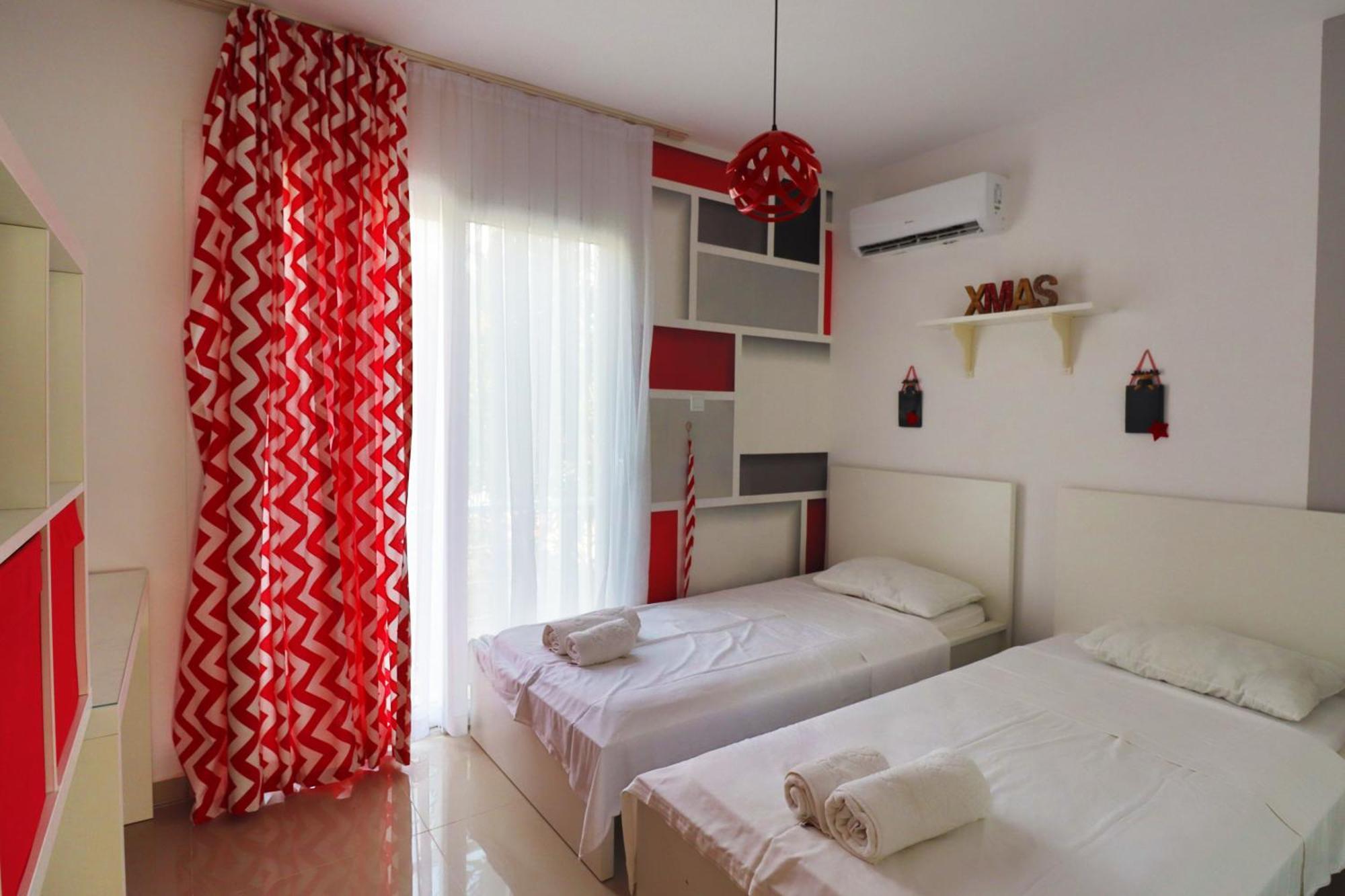 Caesar Beach Villas And Apartments Gastria Екстер'єр фото