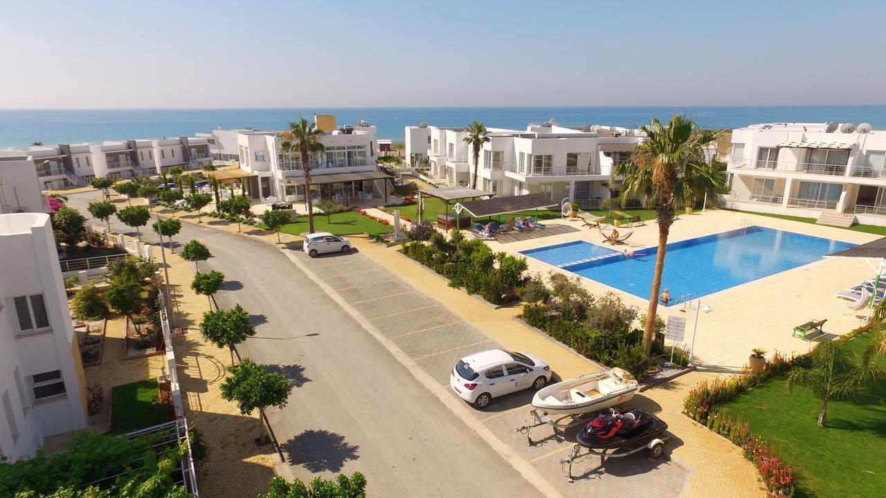 Caesar Beach Villas And Apartments Gastria Екстер'єр фото